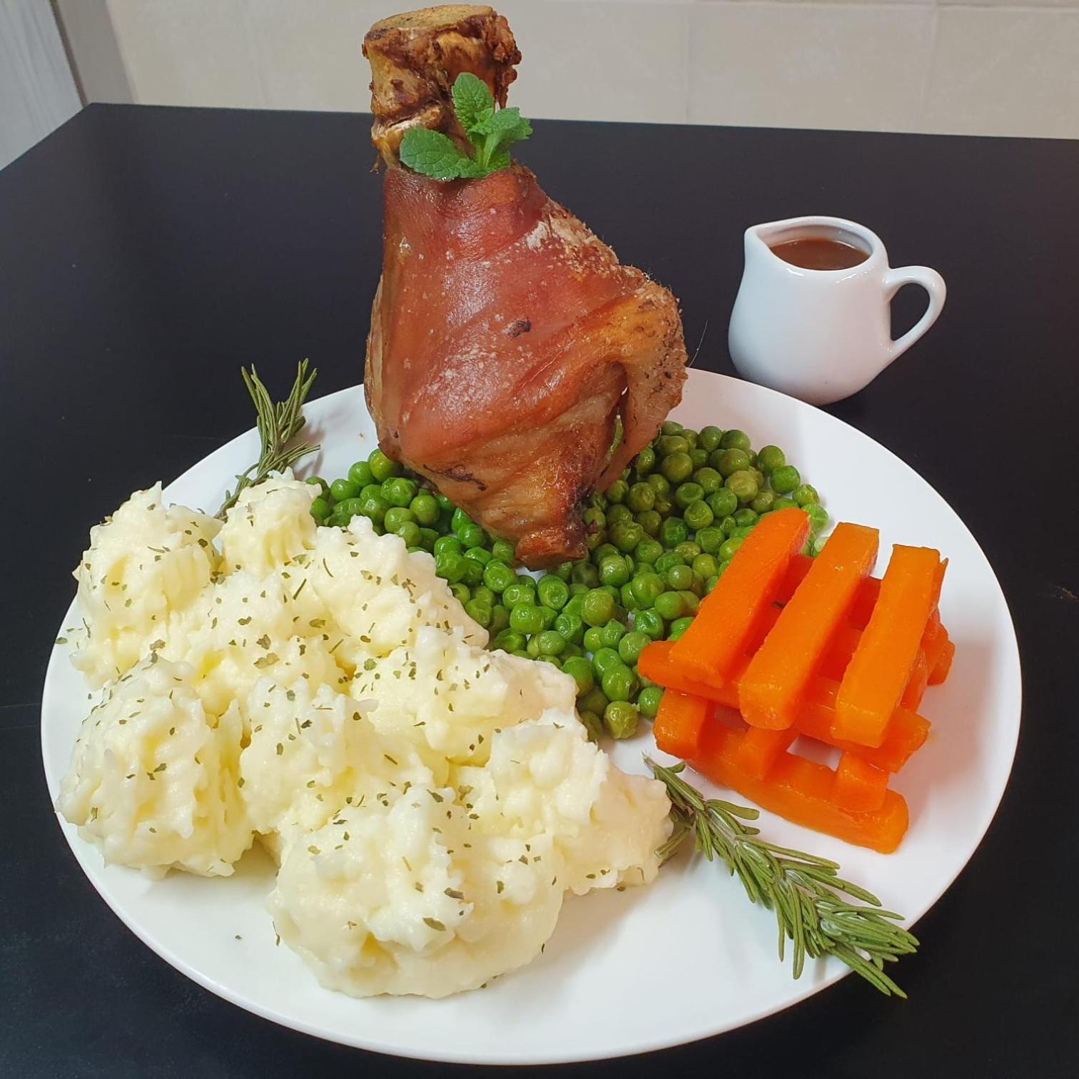 Lavender Lane Bed & Breakfast *